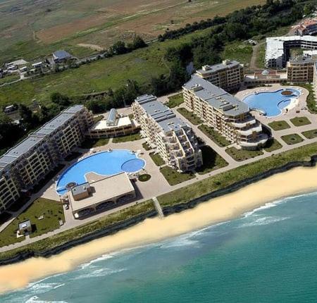 Midia Grand Resort, Terrassen Paradies Apartment Ахелой Екстериор снимка