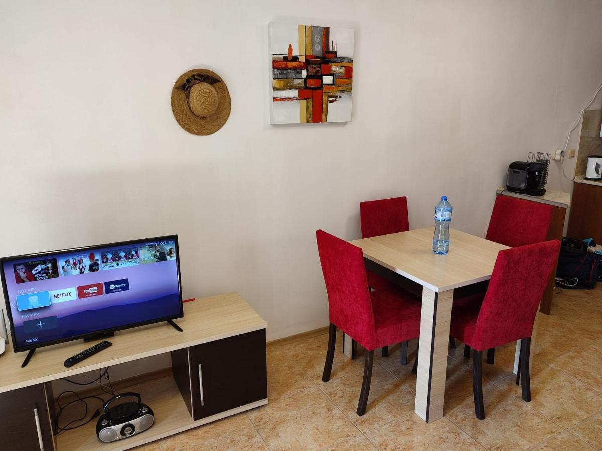 Midia Grand Resort, Terrassen Paradies Apartment Ахелой Екстериор снимка