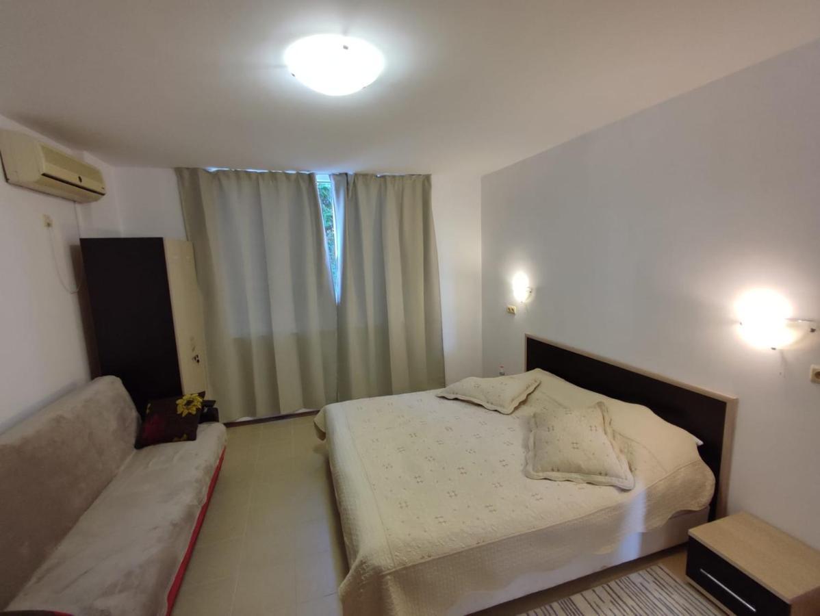 Midia Grand Resort, Terrassen Paradies Apartment Ахелой Екстериор снимка